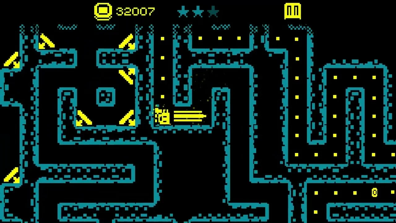 Tomb of the Mask neon dungeon room with spike traps and coin paths